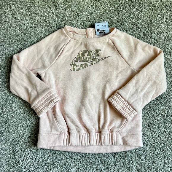 Nike Toddler Outfit - Picture 2 of 7